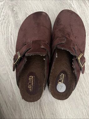 Cliffs by WHITE MOUNTAIN Brown Mules